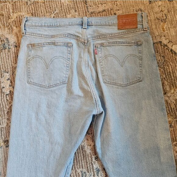 Levi's Big E 501 jeans, like new! Buttonfly,  sz 32 with 28" inseam - Picture 3 of 11